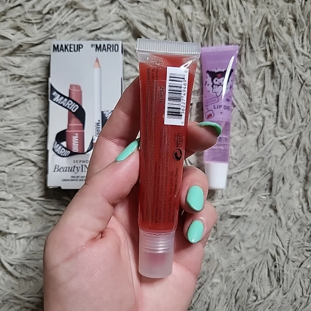Makeup By Mario beauty bundle